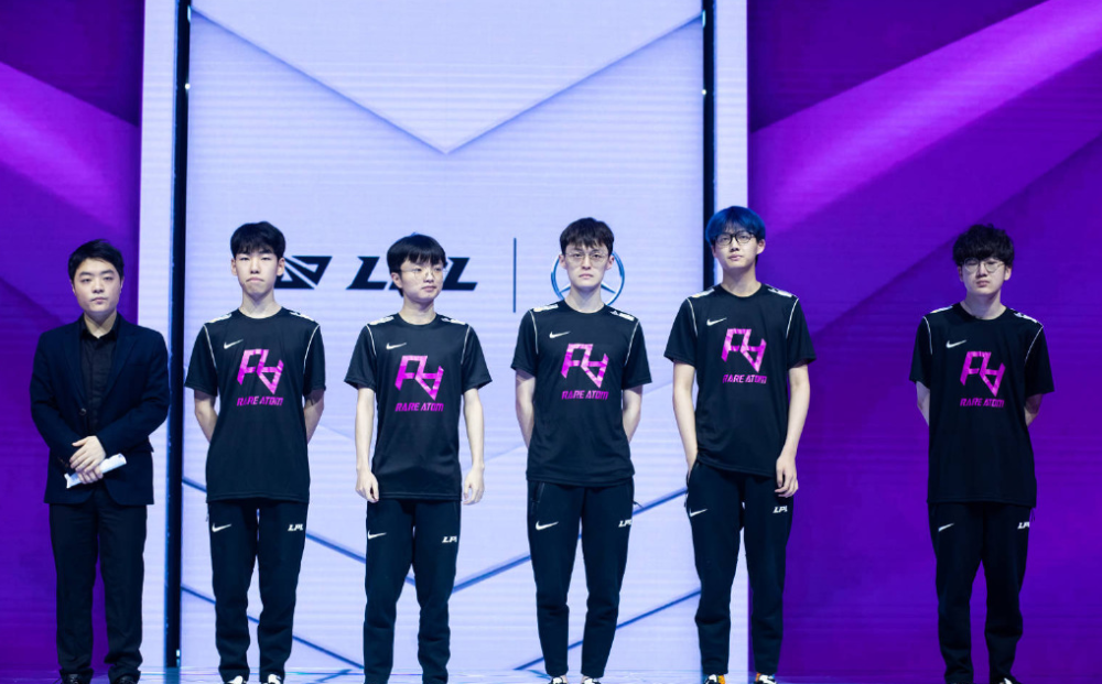 凭借出色的 凭借出色的