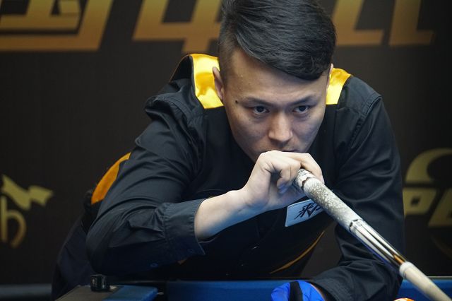 的呐喊此起 的呐喊此起