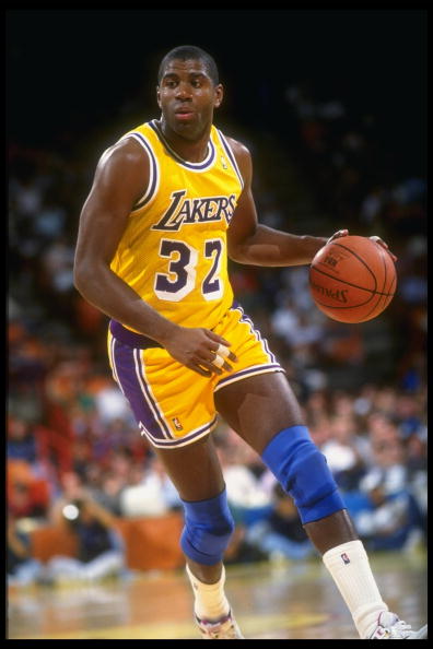 时比分紧咬 时比分紧咬